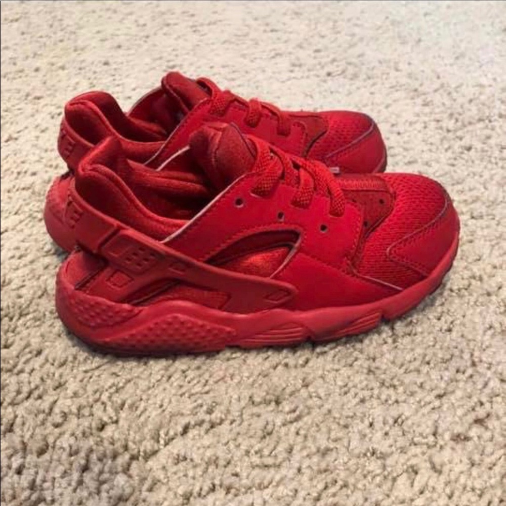 Kids Nike Huarache sneakers size 10